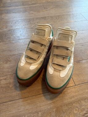 IVY PARK Beige & White Platform Velcro Sneakers with Green Trim